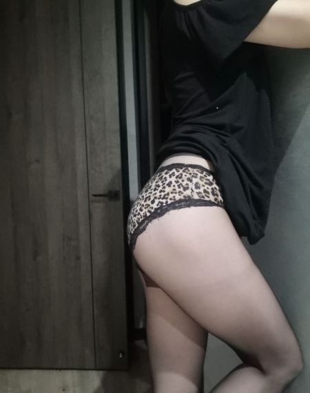 奇怪的儿媳_BD日韩电影在线