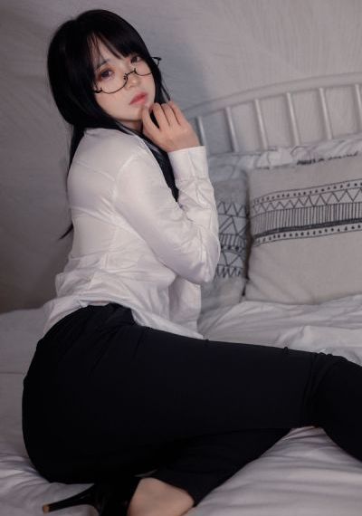 一个人在线看视频_蓝光神马在线观看