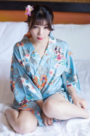 打扑克不盖被子免费_超清影视在线观看