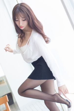 奇怪的美沙拉龙_BD英语超清在线观看