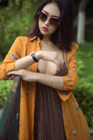 两个儿媳妇_迅雷在线观看