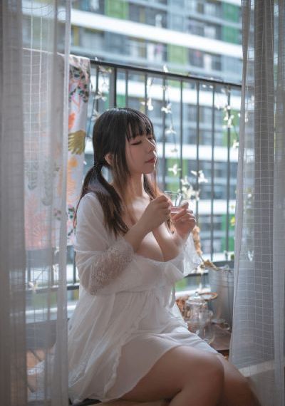 淫欲模特在线观看_DVD神马影院手机在线