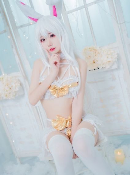 我的夫人电影_十万网红美女美酱