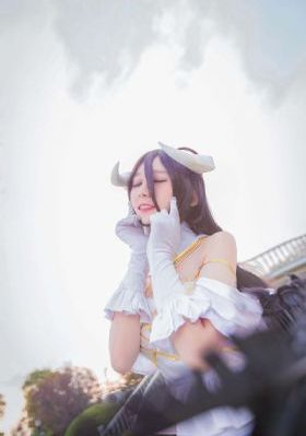恸哭的女教师_HD手机在线观看